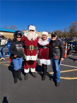 2023 Santa Selfies