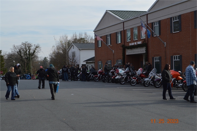 2023 Nov 25 Polk County Toy Run (23)