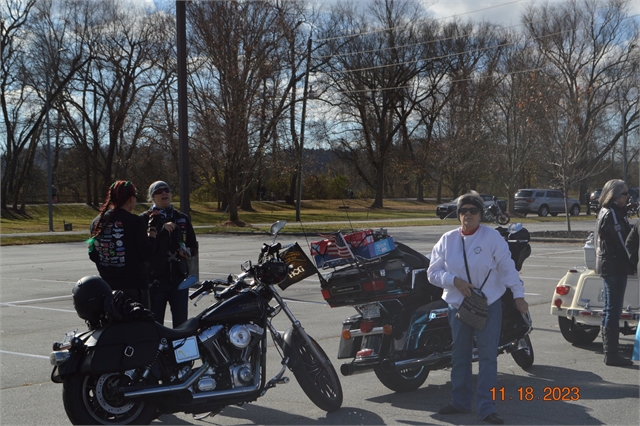 2023 Nov 18 Henderson County Toy Run