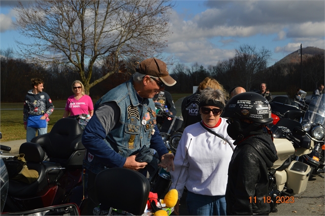 2023 Nov 18 Henderson County Toy Run