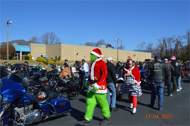 2023 Nov 4 Smoky Mountain Toy Run (31)
