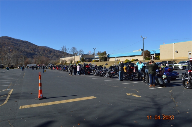 2023 Nov 4 Smoky Mountain Toy Run (54)