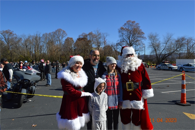 2023 Nov 4 Smoky Mountain Toy Run (85)