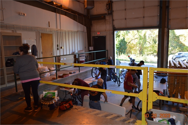 2023 Oct 28 Toy Run Bike Build (5)
