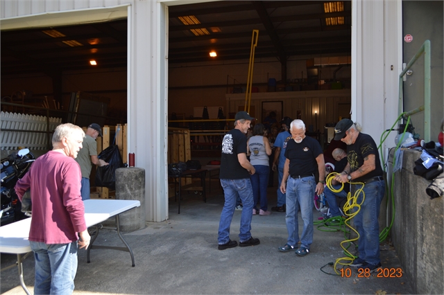 2023 Oct 28 Toy Run Bike Build (9)