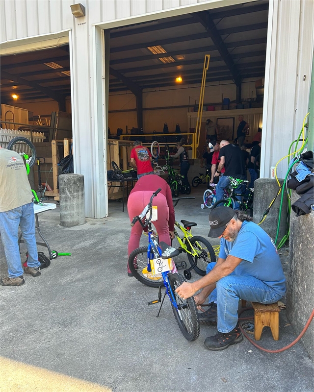 2023 Oct 28 Toy Run Bike Build (12)