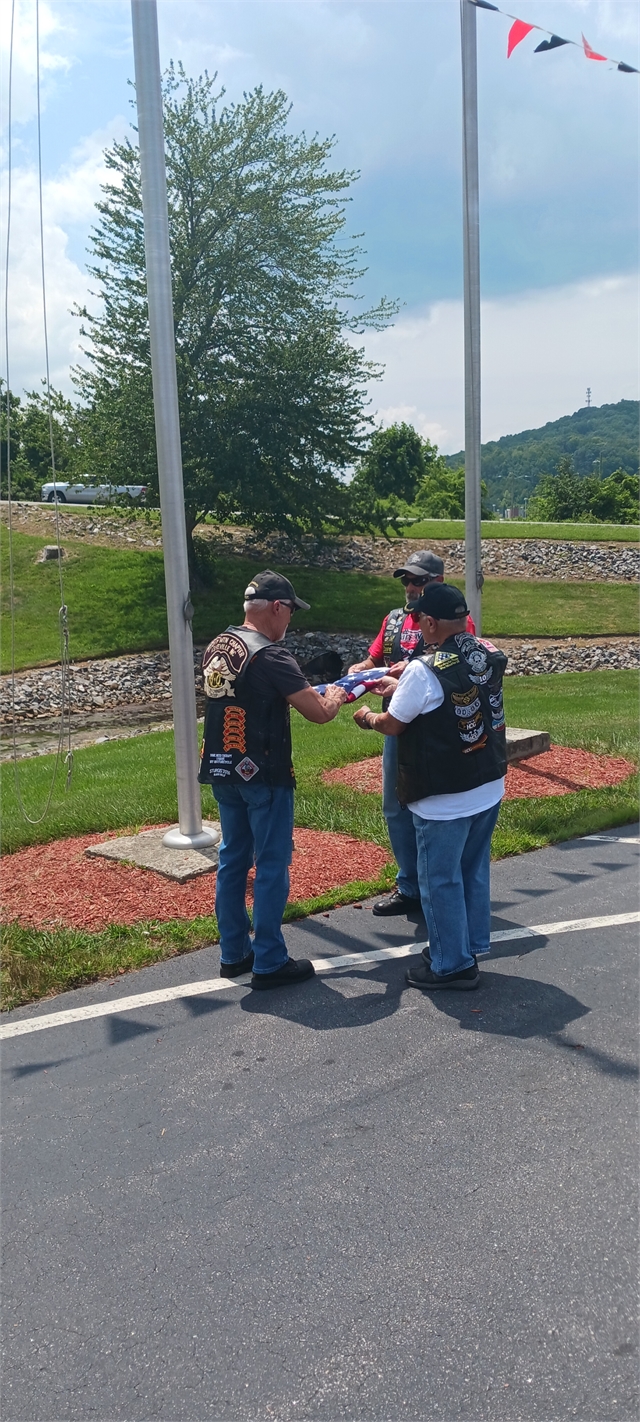 2023 July 02 Patriot Tour - Pass the Flag