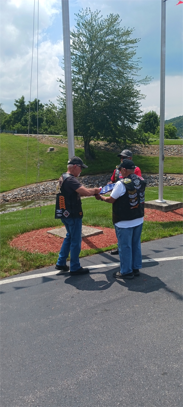 2023 July 02 Patriot Tour - Pass the Flag