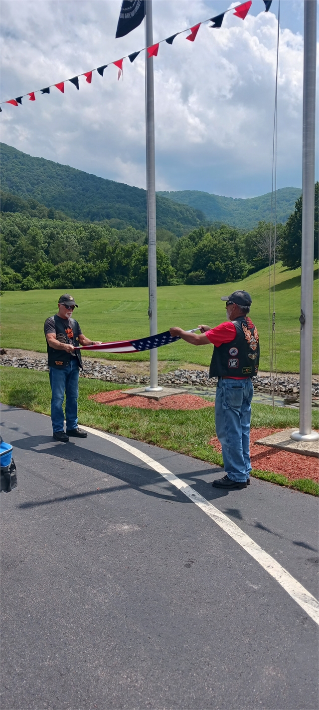 2023 July 02 Patriot Tour - Pass the Flag