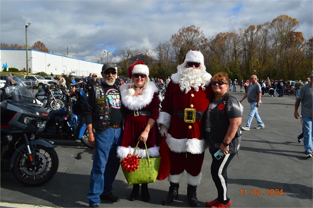 2024 Santa Selfies (2)