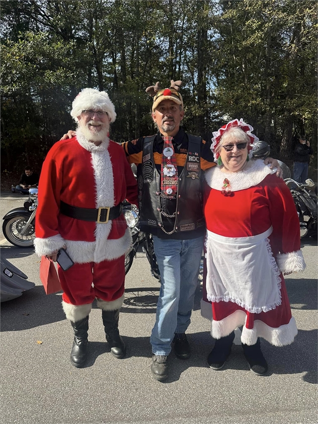 2024 Santa Selfies (3)