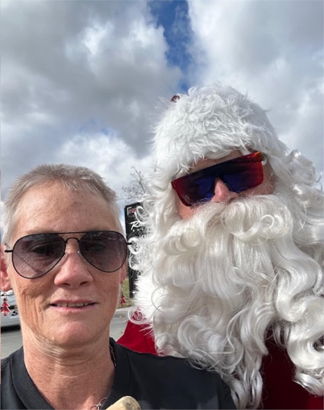2024 Santa Selfies (14)