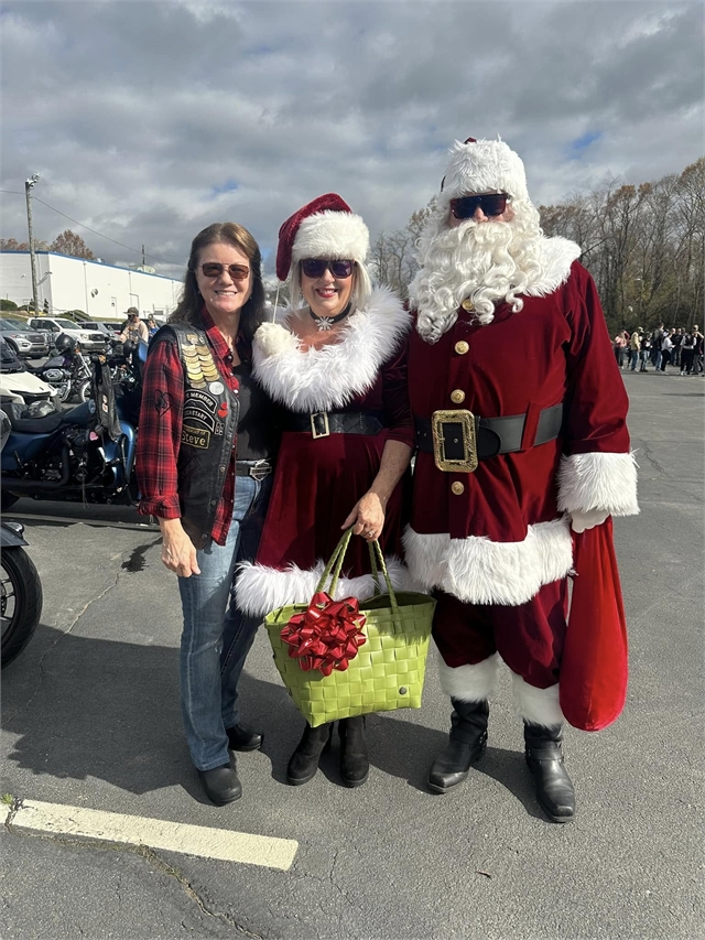 2024 Santa Selfies (25)